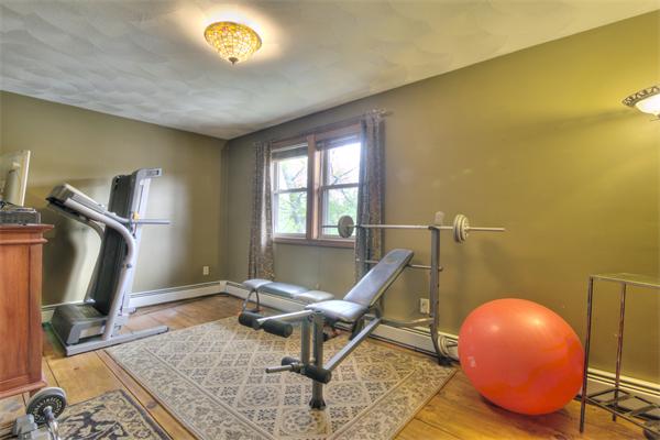 22 Whittier Road Haverhill, MA 01830 - Photo 19 of 30 Gallery Image 19