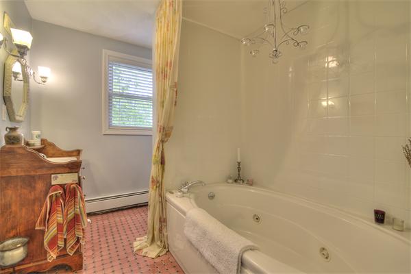 22 Whittier Road Haverhill, MA 01830 - Photo 21 of 30 Gallery Image 21