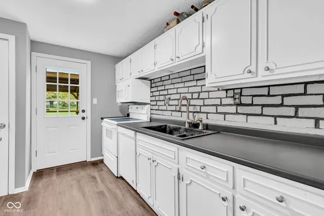 $248,000 | 7728 Opelika Court, Indianapolis, IN 46217