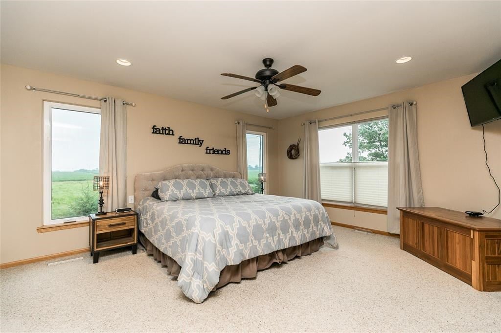 3000 Central City Road Alburnett, IA 52202 - Photo 31 of 50 Gallery Image 31
