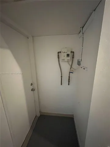 a view of utility room