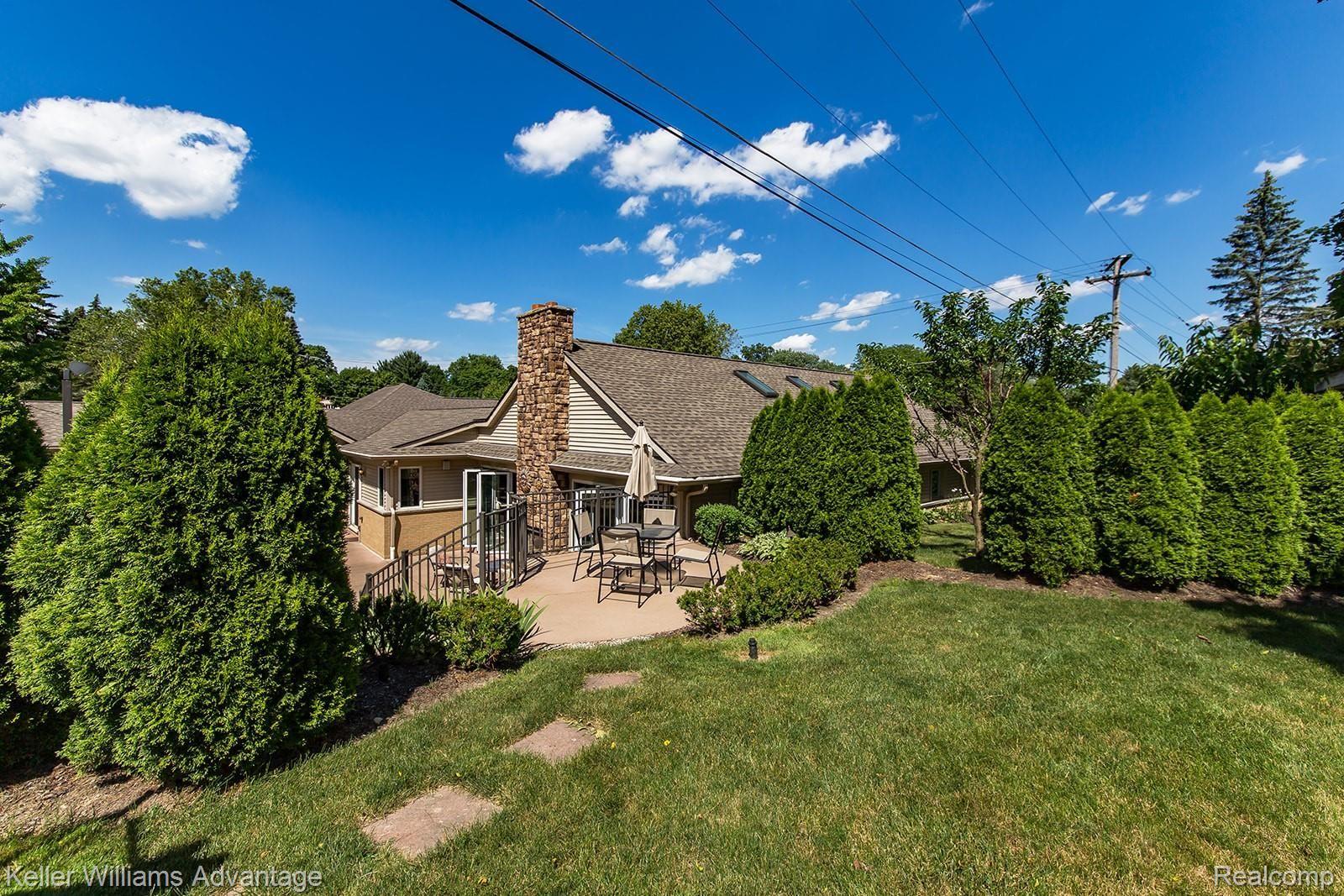 33365 Raphael Road Farmington, MI 48336 - Photo 50 of 56 Raphael_33365_Back_08.jpg