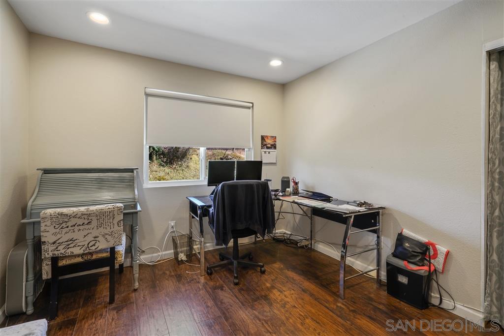 2305 Doubletree Road Spring Valley, CA 91978 - Photo 12 of 22 4th bedroom or home office