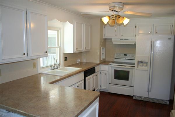 15 Reed Street Agawam, MA 01001 - Photo 9 of 19 Gallery Image 9