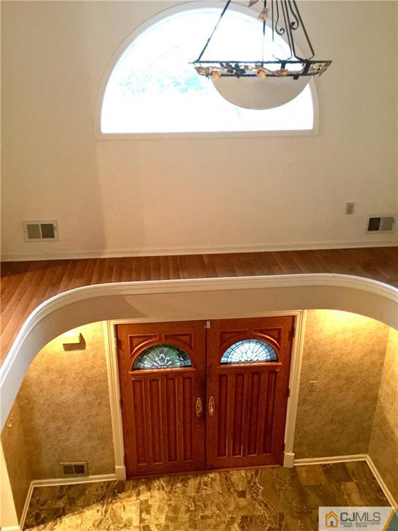 7 Miller Farm Road Somerset, NJ 08873 - Photo 4 of 14 Gallery Image 4