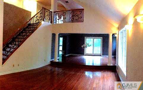 7 Miller Farm Road Somerset, NJ 08873 - Photo 5 of 14 Gallery Image 5