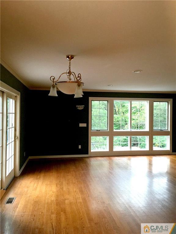 7 Miller Farm Road Somerset, NJ 08873 - Photo 6 of 14 Gallery Image 6