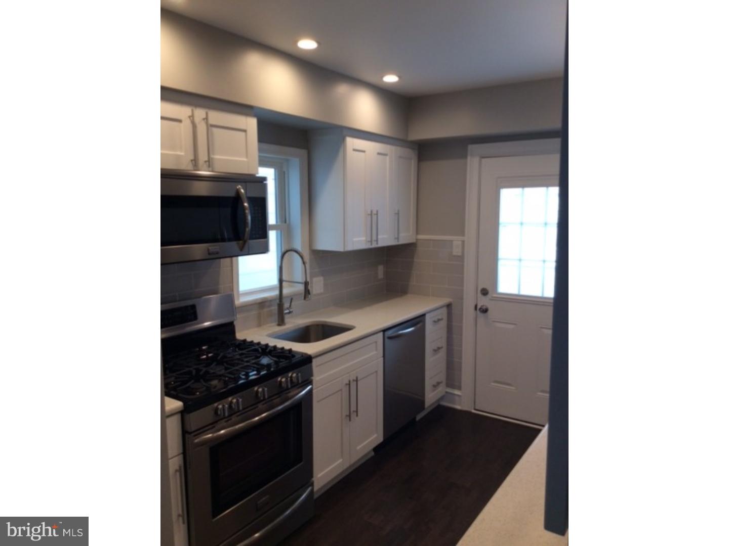 359 Tree Street Philadelphia, PA 19148 - Photo 11 of 24 Kitchen
