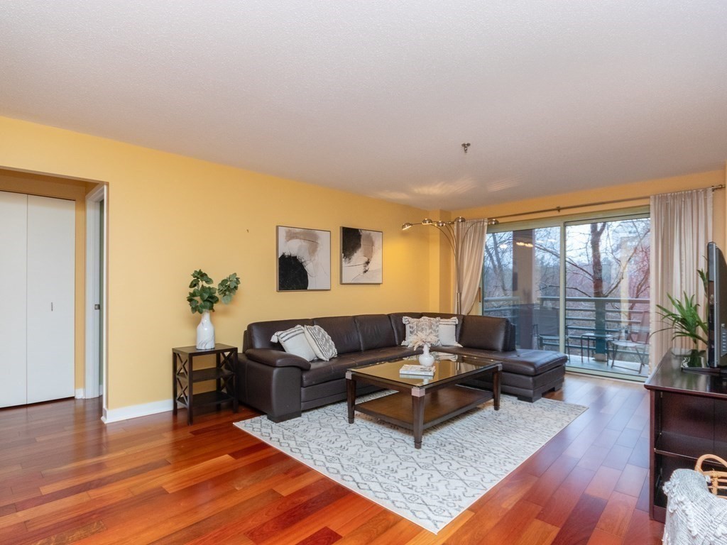 269 Cambridge Road, Unit 304 Woburn, MA 01801 - Photo 7 of 37 Gallery Image 7