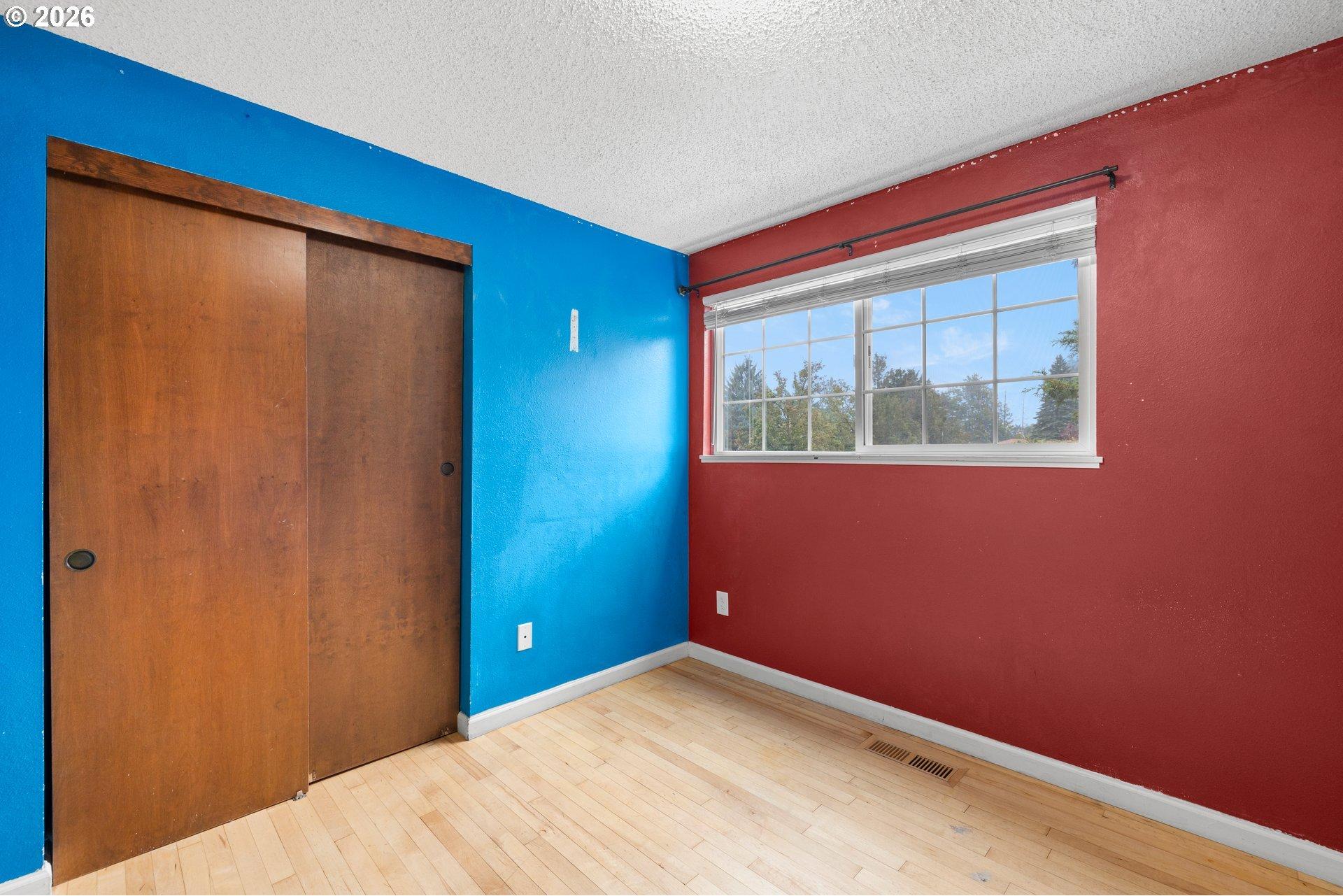586 Southwest 6th Street Gresham, OR 97080 - Photo 18 of 42 Gallery Image 18