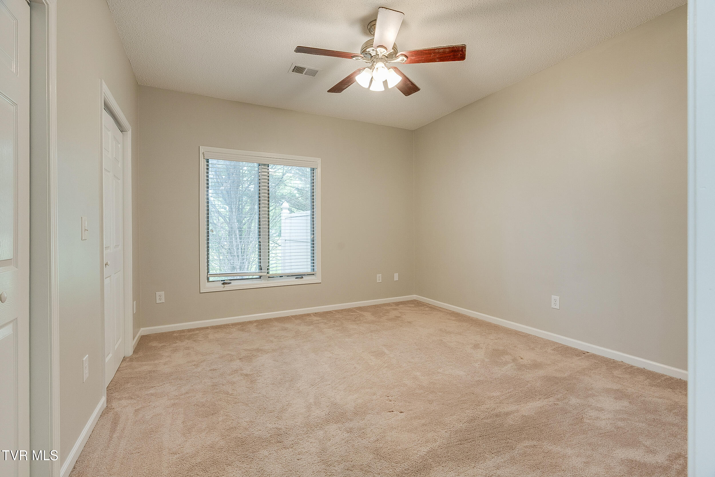 176 South Austin Springs Road, Unit 9 Johnson City, TN 37601 - Photo 21 of 27 1000010249