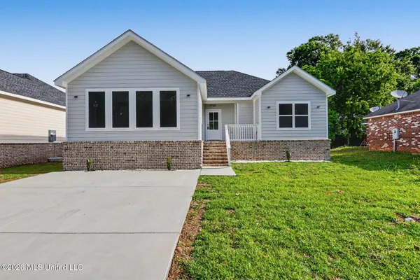 $289,000 | 1738 Garden Park Drive, Biloxi, MS 39531