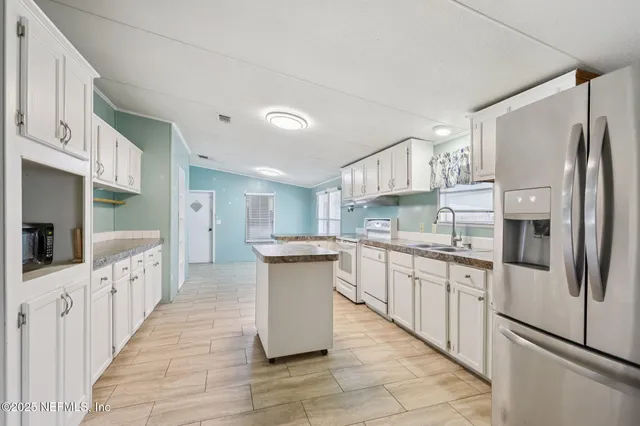 $360,000 | 44014 Apache Trail, Callahan, FL 32011