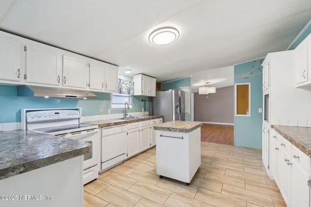 $360,000 | 44014 Apache Trail, Callahan, FL 32011