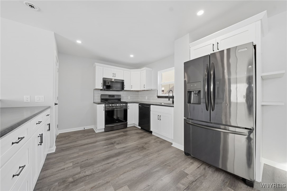 4596 Broadway Cheektowaga, NY 14043 - Photo 9 of 40