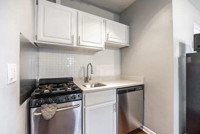 $1,662 | 1140 North LaSalle Drive, Unit 520, Chicago, IL 60610