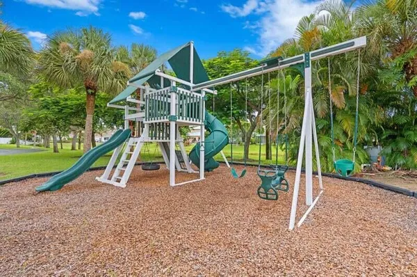 $1,489,000 | 1211 Delray Lakes Drive, Delray Beach, FL 33444