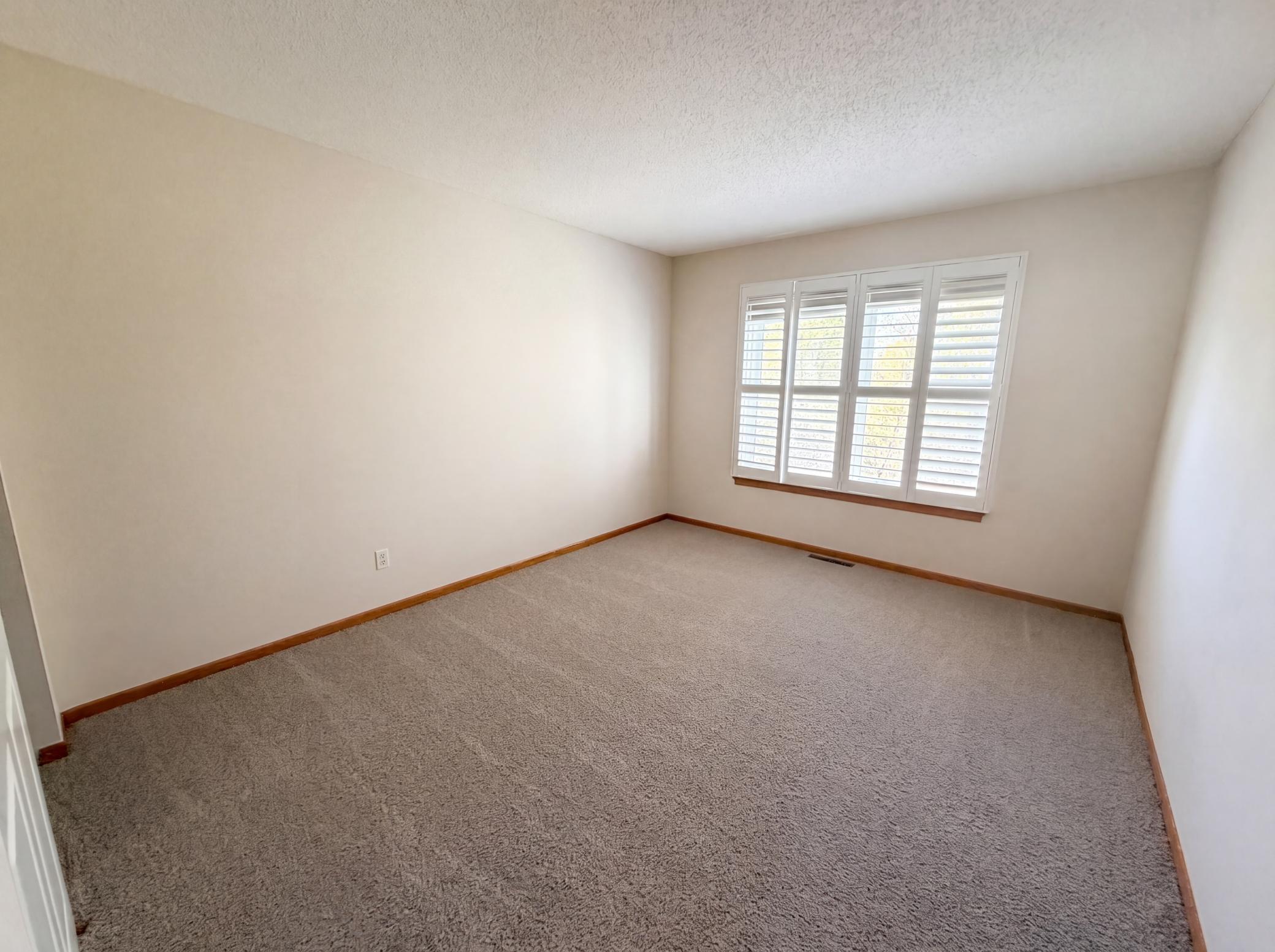 17005 78th Place North Maple Grove, MN 55311 - Photo 4 of 24
