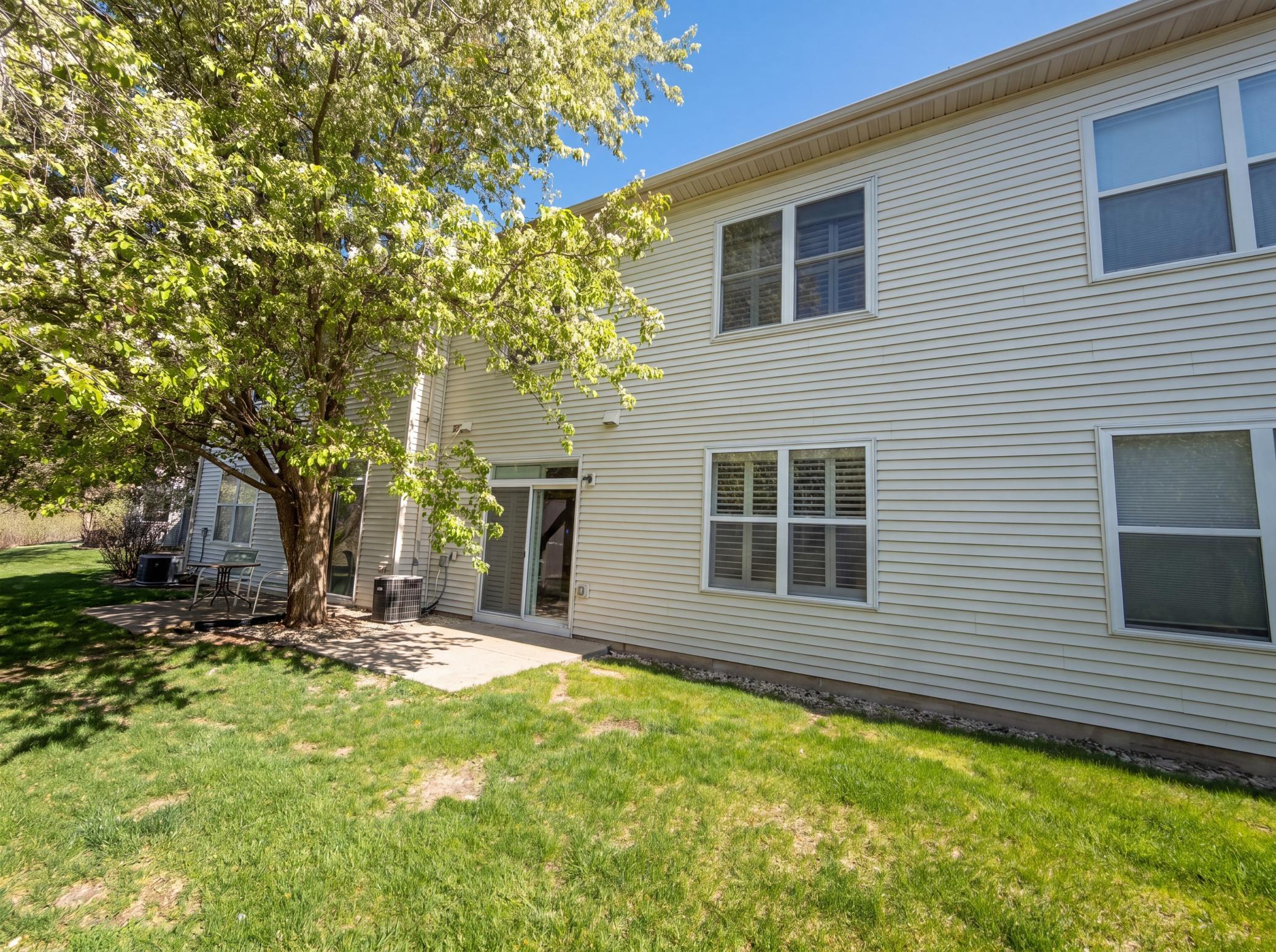 17005 78th Place North Maple Grove, MN 55311 - Photo 5 of 24