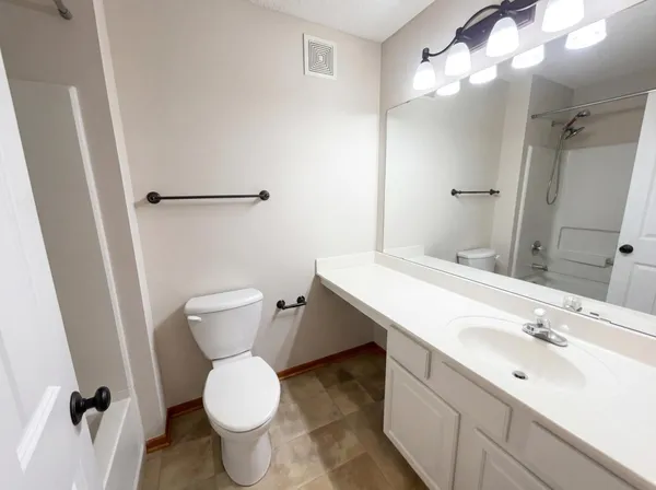 $295,000 | 17005 78th Place North, Maple Grove, MN 55311