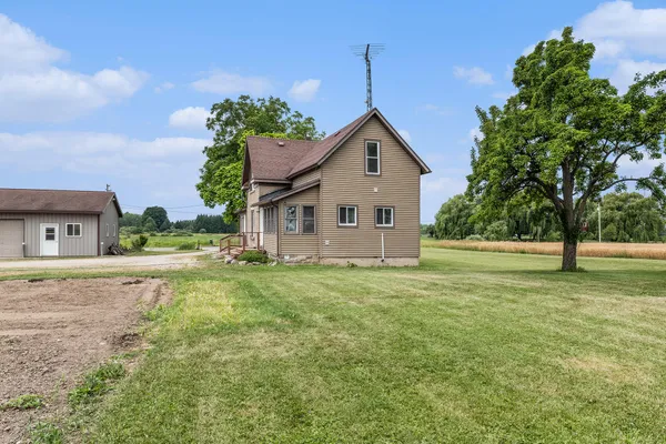 $300,000 | 5818 Us Highway, Free Soil, MI 49411