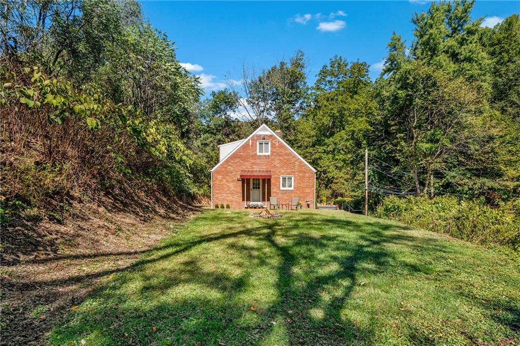 331 Eicher Road Pittsburgh, PA 15237 - Photo 14 of 39 Gallery Image 14