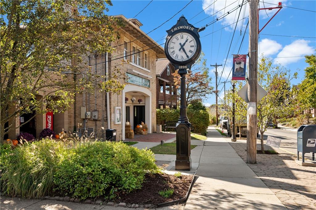 331 Eicher Road Pittsburgh, PA 15237 - Photo 34 of 39 Emsworth town clock