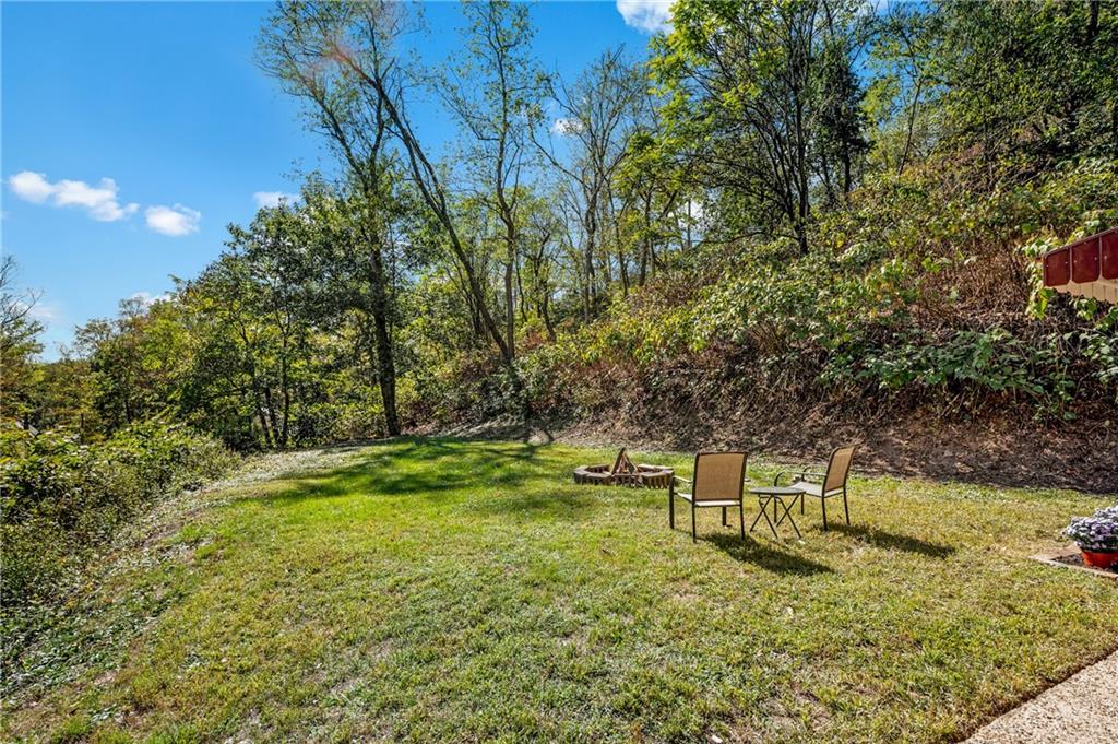 331 Eicher Road Pittsburgh, PA 15237 - Photo 10 of 39 Gallery Image 10