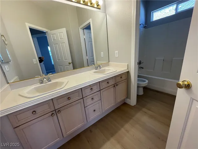 $1,895 | 8463 Antique Cameo Avenue, Las Vegas, NV 89147