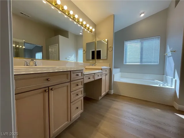 $1,895 | 8463 Antique Cameo Avenue, Las Vegas, NV 89147