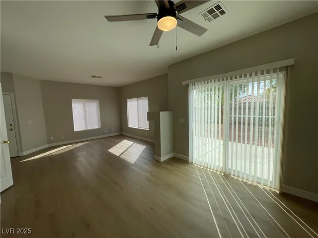 $1,895 | 8463 Antique Cameo Avenue, Las Vegas, NV 89147