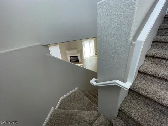 $1,895 | 8463 Antique Cameo Avenue, Las Vegas, NV 89147