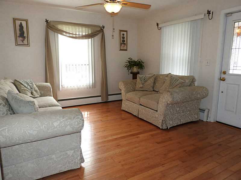 82 Warwick Road Pawtucket, RI 02861 - Photo 6 of 11 Living Room.