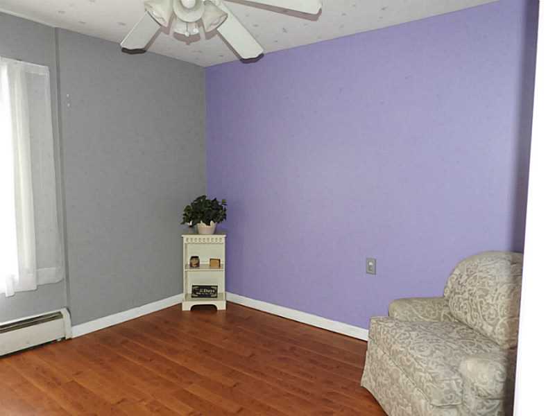 82 Warwick Road Pawtucket, RI 02861 - Photo 9 of 11 Bedroom.