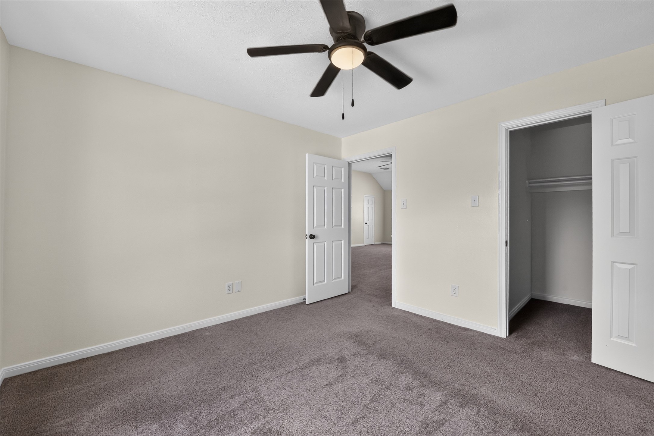 6006 Matt Road Humble, TX 77346 - Photo 19 of 34 Secondary Bedroom (3)