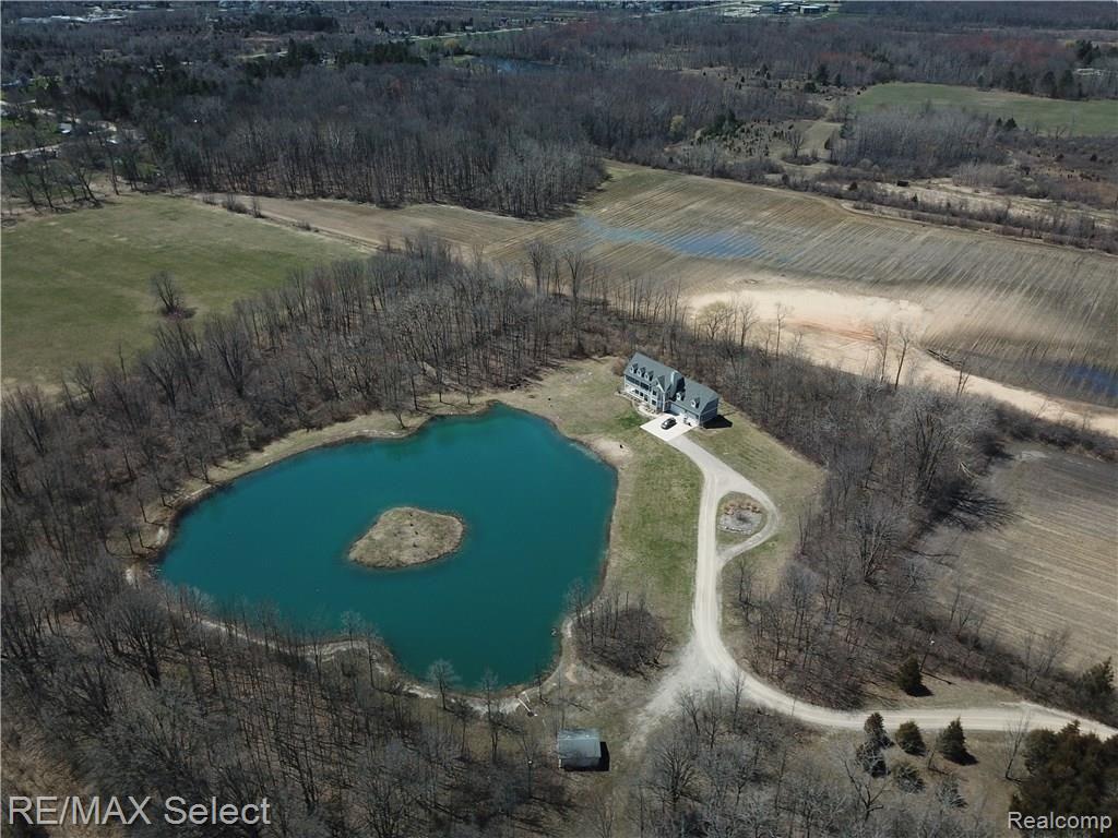 7101 Coldwater Road Flushing, MI 48433 - Photo 8 of 15 DJI_0032.JPG