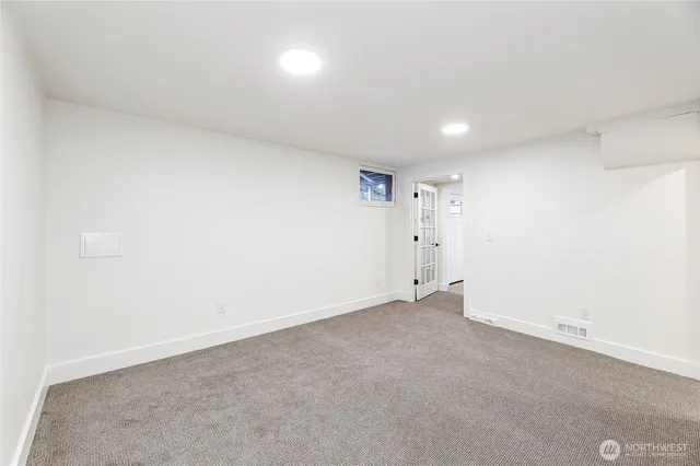 an empty room with an entryway