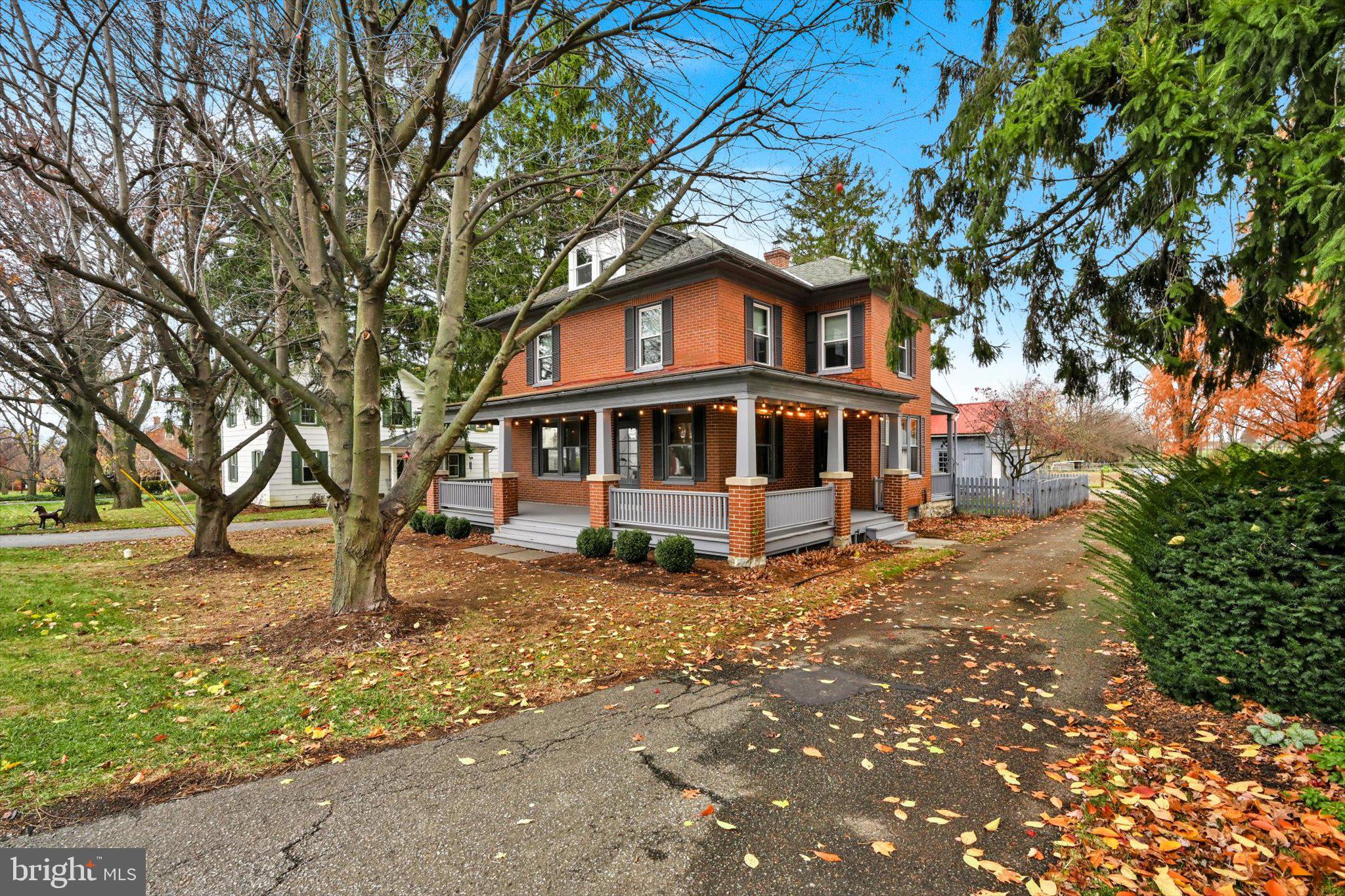 1543 Lampeter Road Lancaster, PA 17602 - Photo 2 of 31