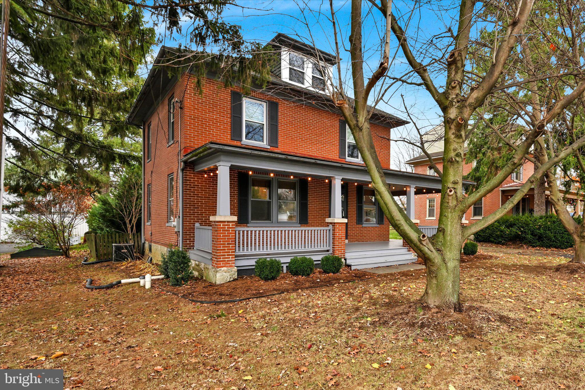 1543 Lampeter Road Lancaster, PA 17602 - Photo 4 of 31