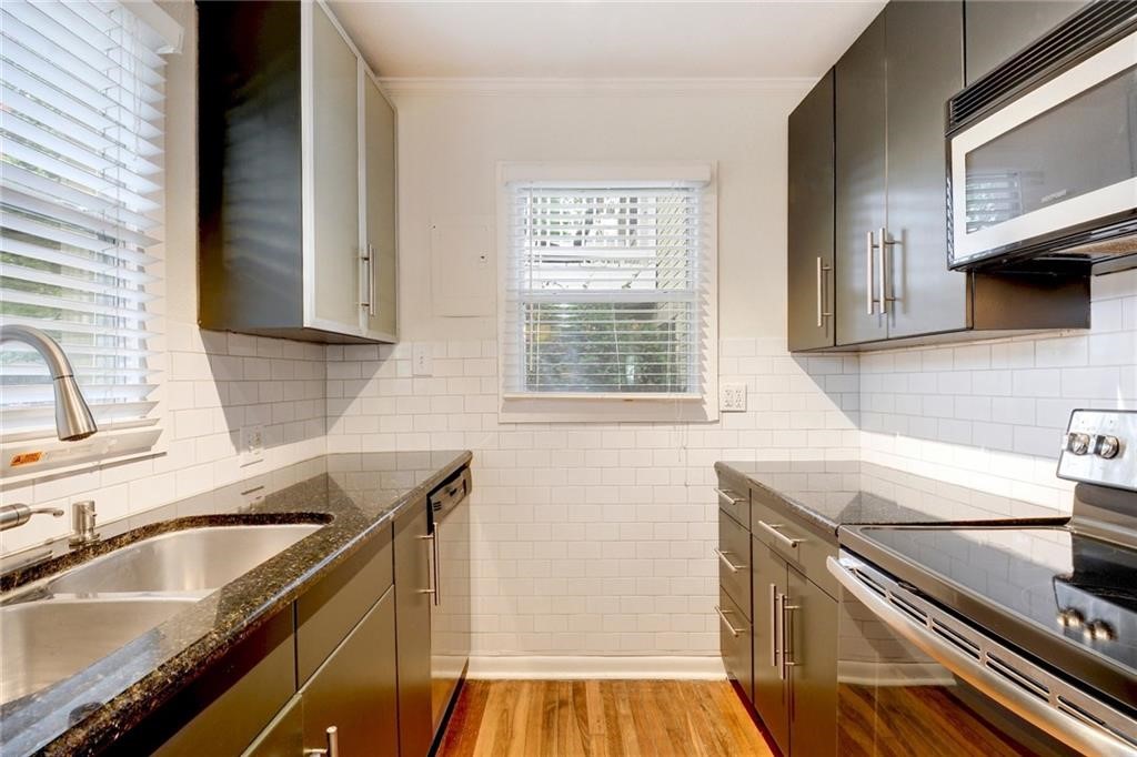 1110 West 22nd Street, Unit 13 Austin, TX 78705 - Photo 14 of 26