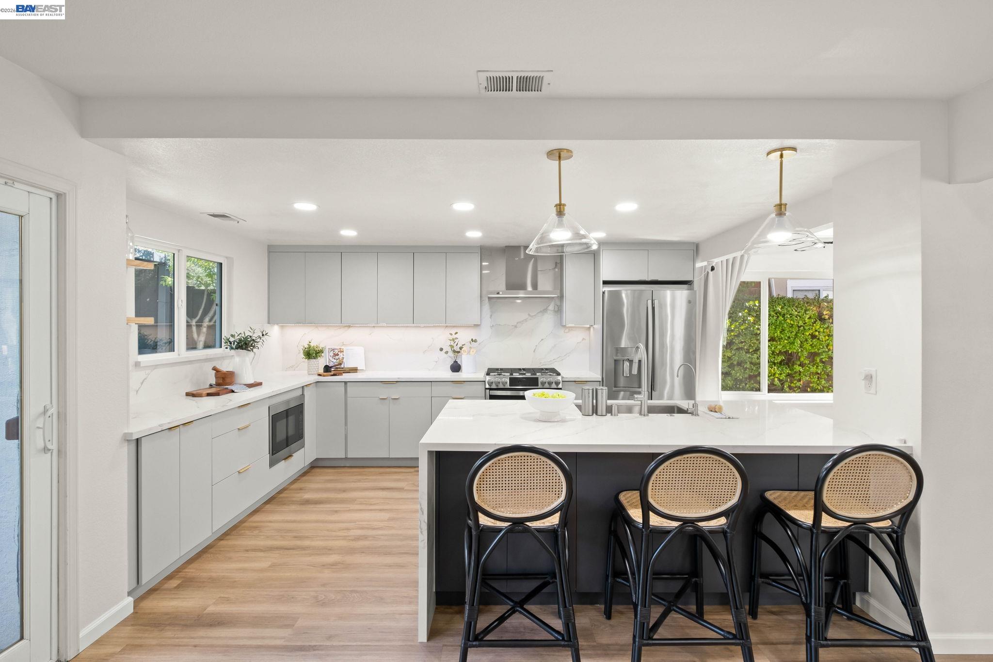 7921 Crossridge Road Dublin, CA 94568 - Photo 14 of 47