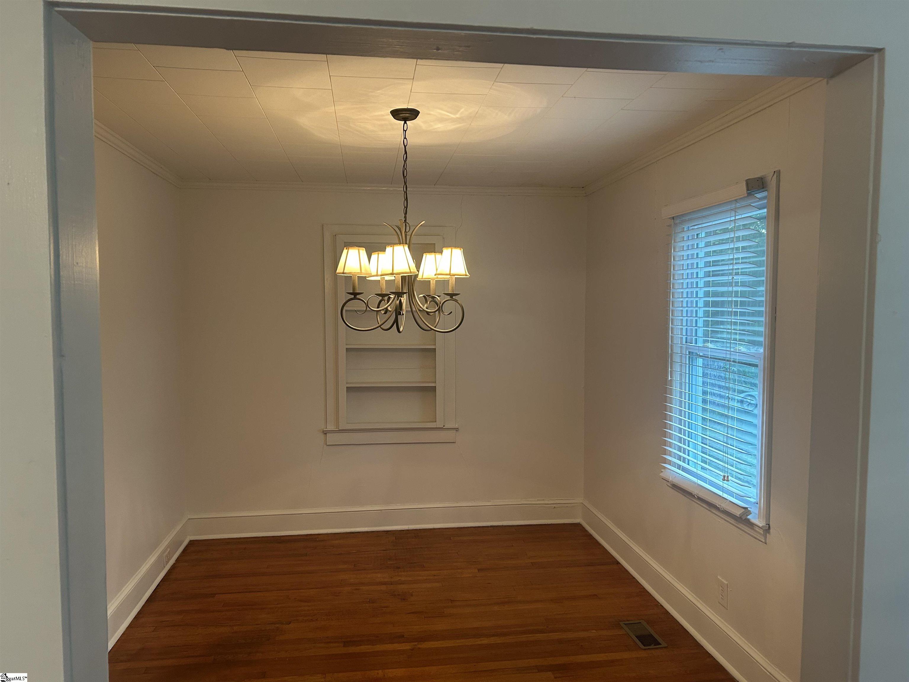 204 Elm Street Clinton, SC 29325 - Photo 12 of 36