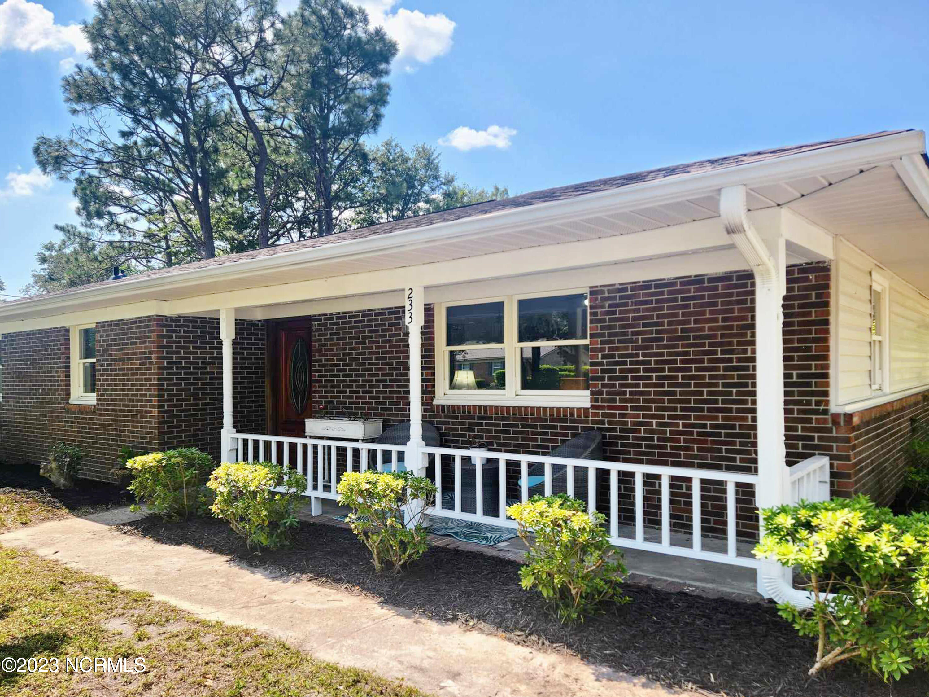 233 Lancaster Road Wilmington, NC 28409 - Photo 28 of 28 Front