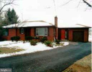 402 Sutter Place Lititz, PA 17543 - Photo 1 of 1