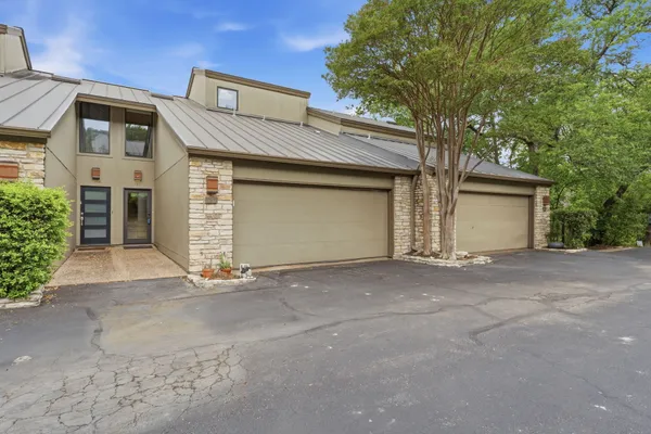 $5,000 | 1821 Westlake Drive, Unit 131, Austin, TX 78746