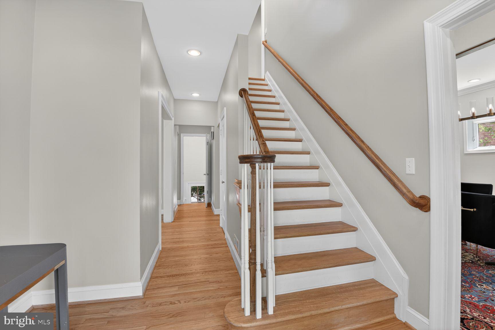 5909 Madawaska Road Bethesda, MD 20816 - Photo 6 of 49