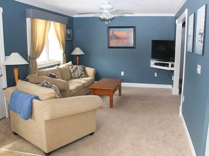 356 Brewer Lake Road Orrington, ME 04474 - Photo 8 of 18 Living Room.