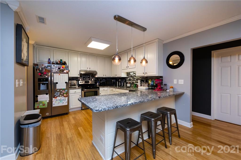 6051 Roberta Road Harrisburg, NC 28075 - Photo 12 of 40 Gallery Image 12