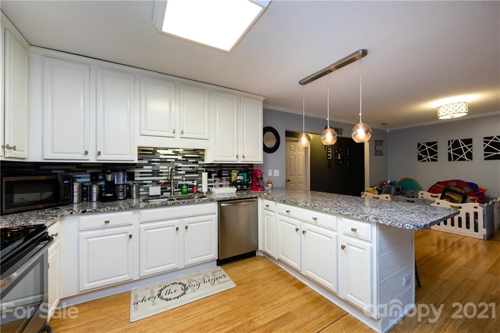 6051 Roberta Road Harrisburg, NC 28075 - Photo 15 of 40 Gallery Image 15