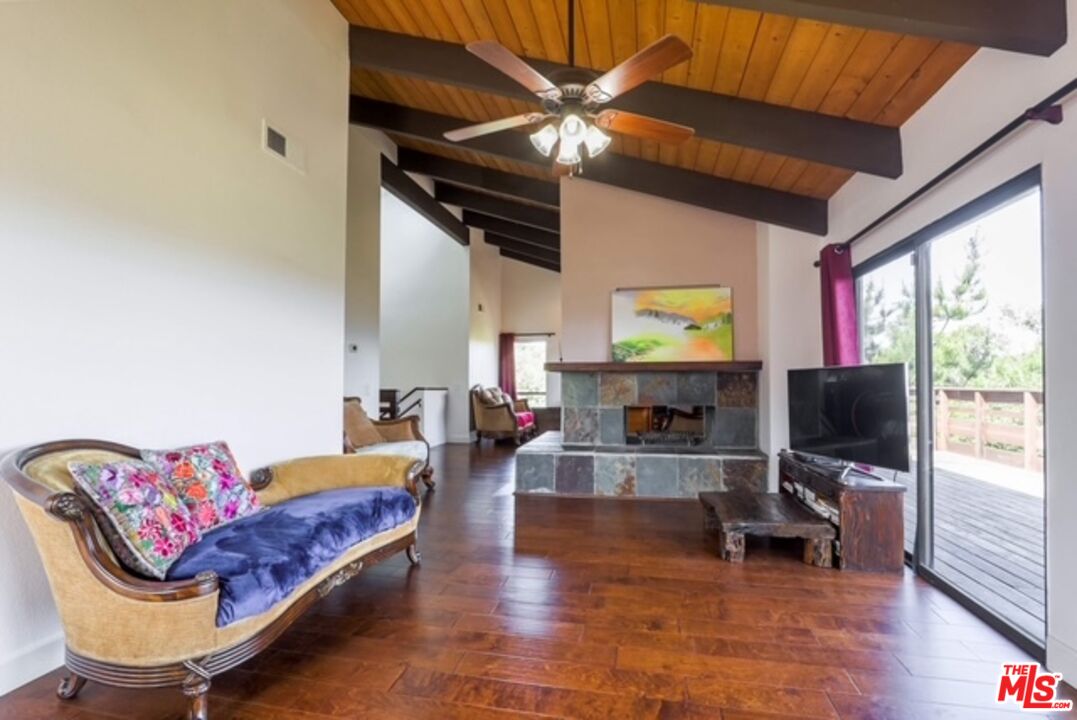 335 Morro Hills Road Fallbrook, CA 92028 - Photo 9 of 34